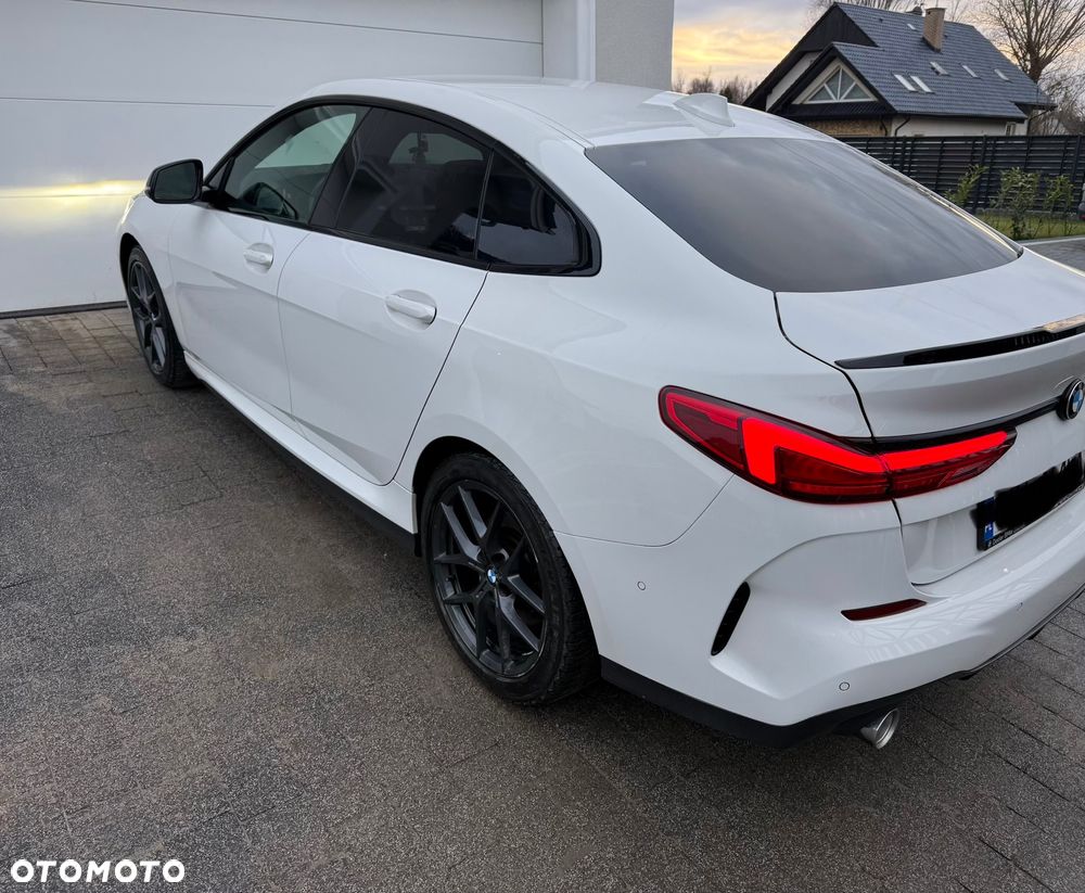 BMW Seria 2 220d M Sport - 4