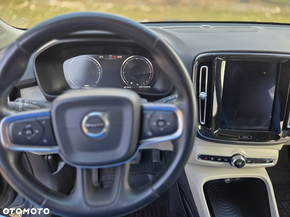 Volvo XC 40 D4 AWD Inscription - 10