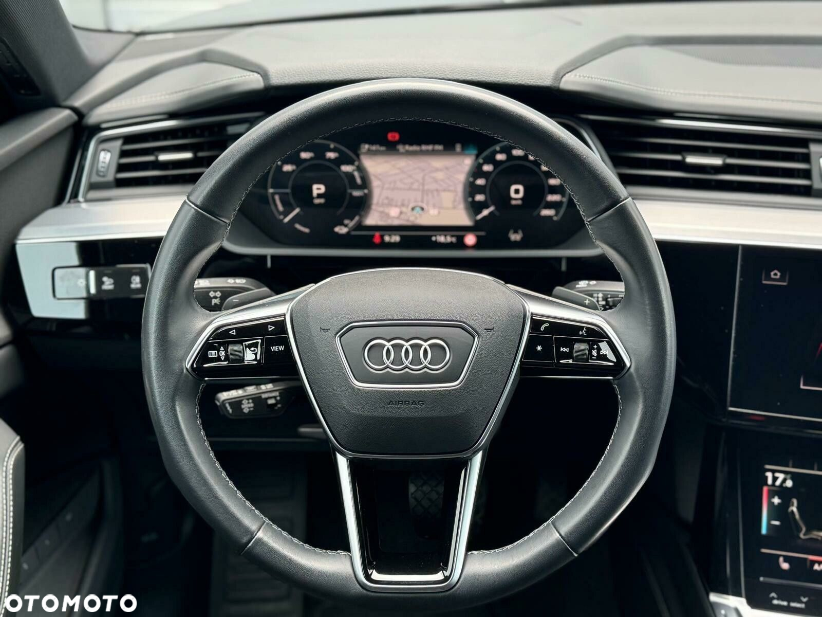 Audi e-tron - 18