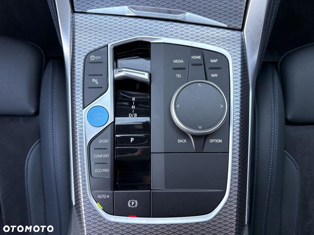 BMW i4 - 31