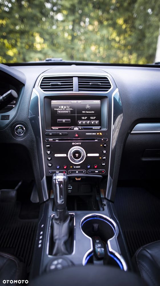 Ford Explorer - 6
