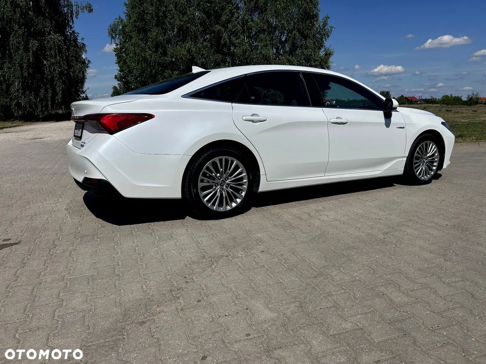 Toyota Avalon - 5