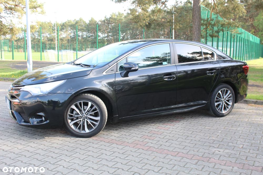 Toyota Avensis 1.8 Prestige MS - 21