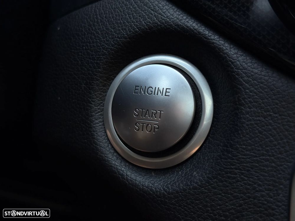 Mercedes-Benz GLA 45 AMG 4-Matic - 23