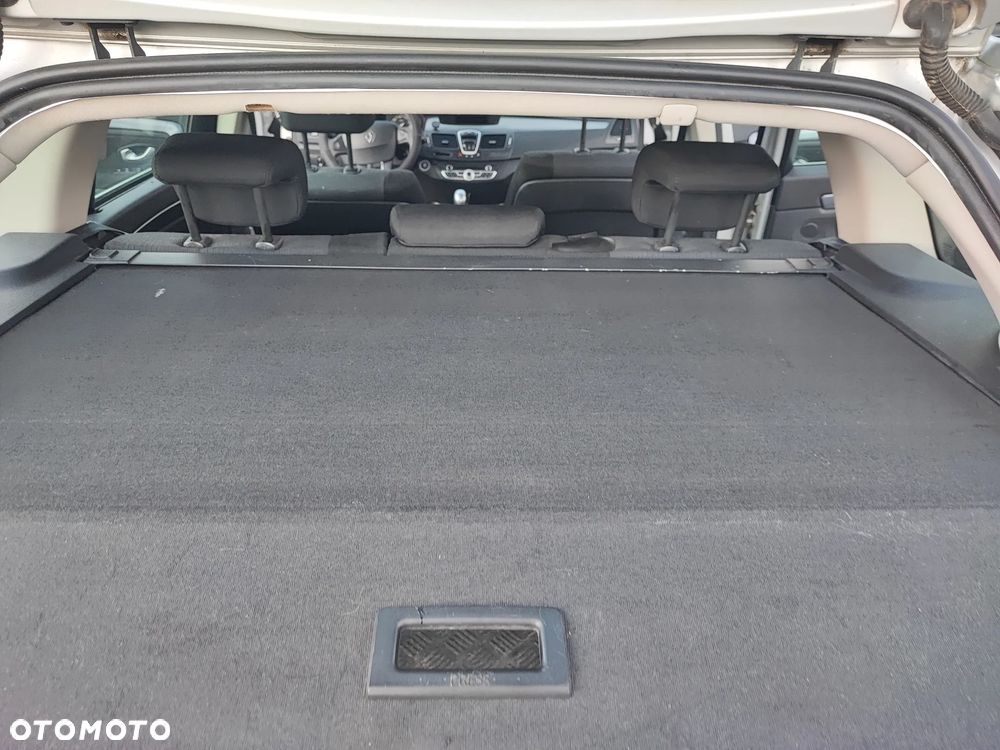 Renault Laguna 2.0 Authentique - 10