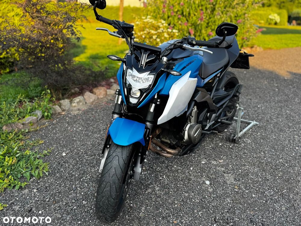 CFMoto 650 MT - 7