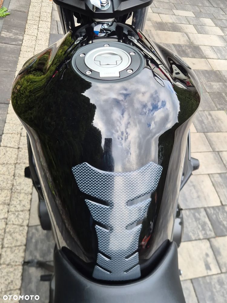 Yamaha XJ - 22