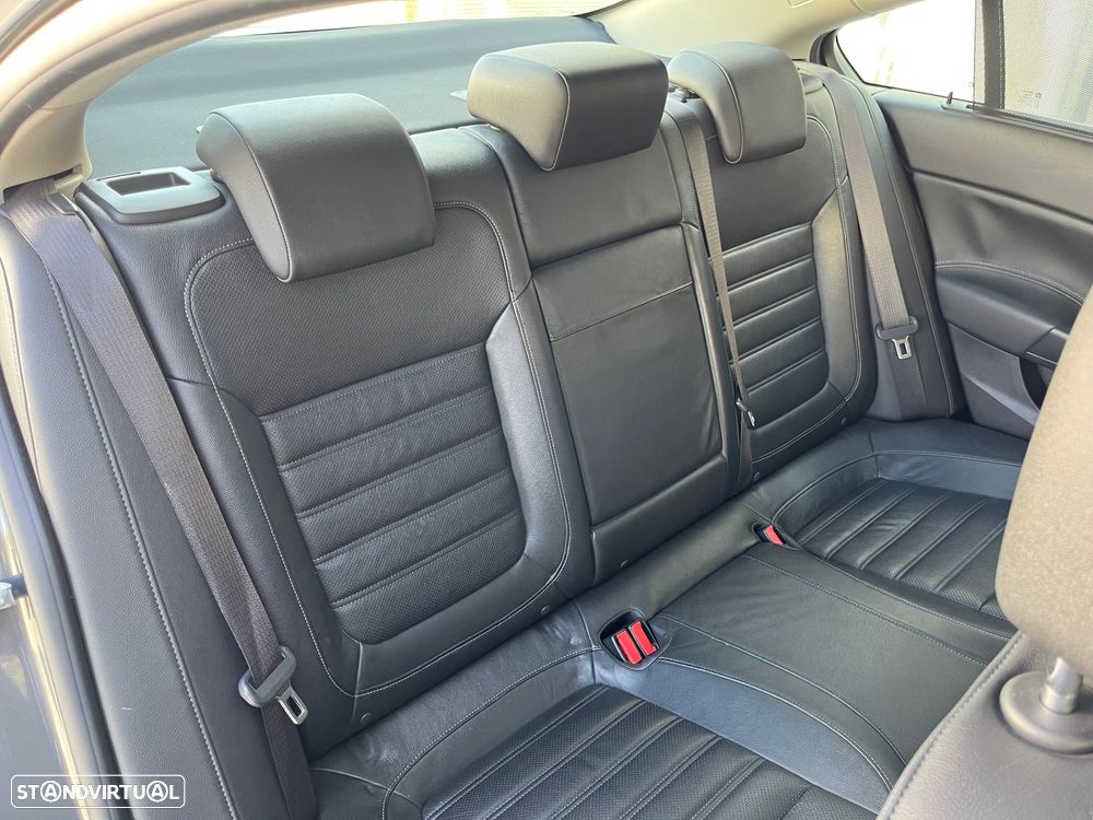 Opel Insignia 2.0 CDTI executive S/S - 37