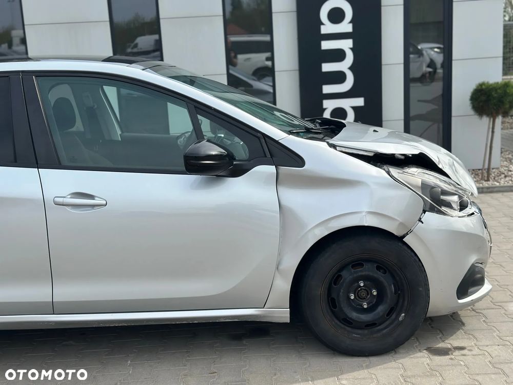 Peugeot 208 1.6 BlueHDi Active S&S - 4