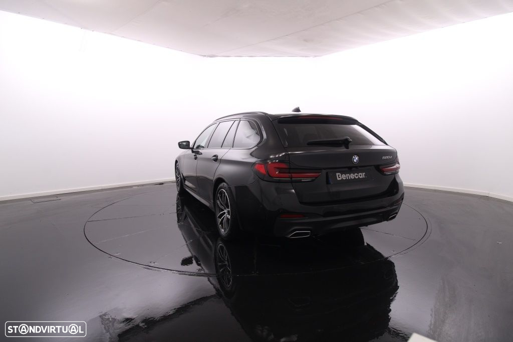 BMW 520 - 5