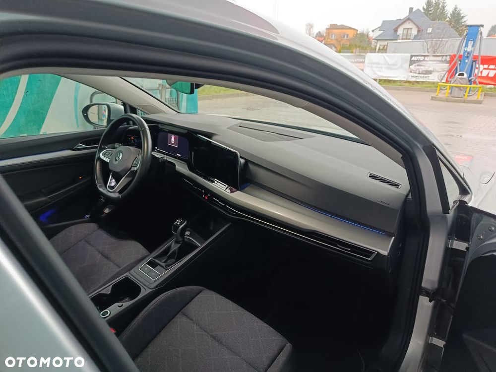 Volkswagen Golf 1.5 TSI EVO Life - 27