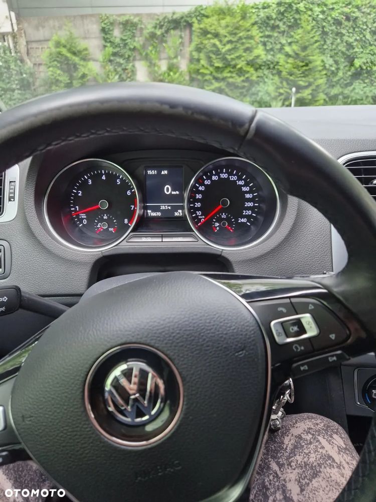 Volkswagen Polo - 17