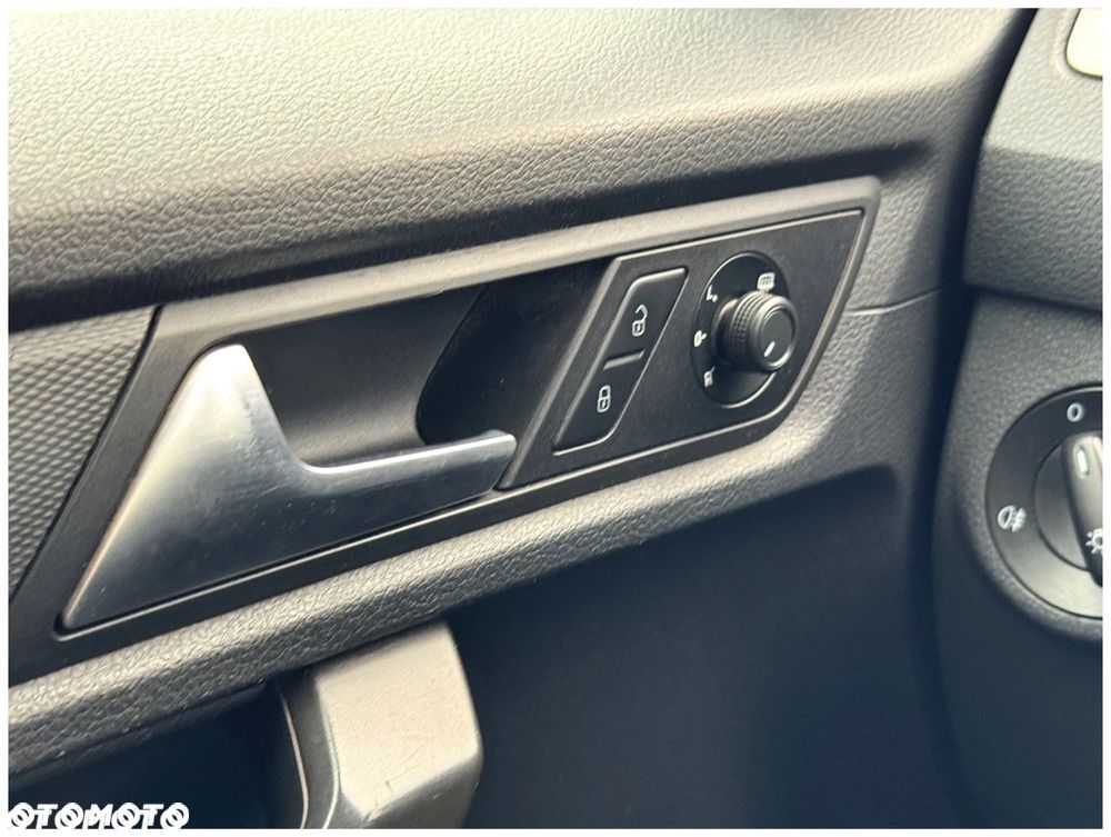 Volkswagen Caddy 2.0 TDI Trendline - 21