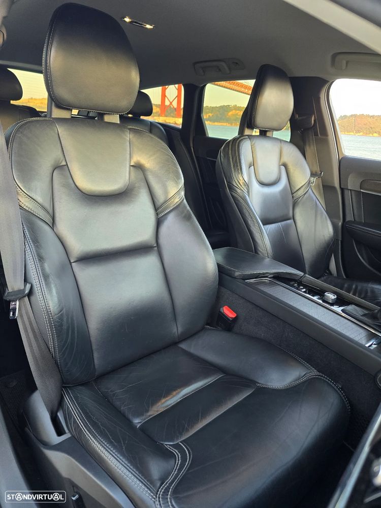 Volvo V90 Cross Country 2.0 D4 Plus AWD Geartronic - 11