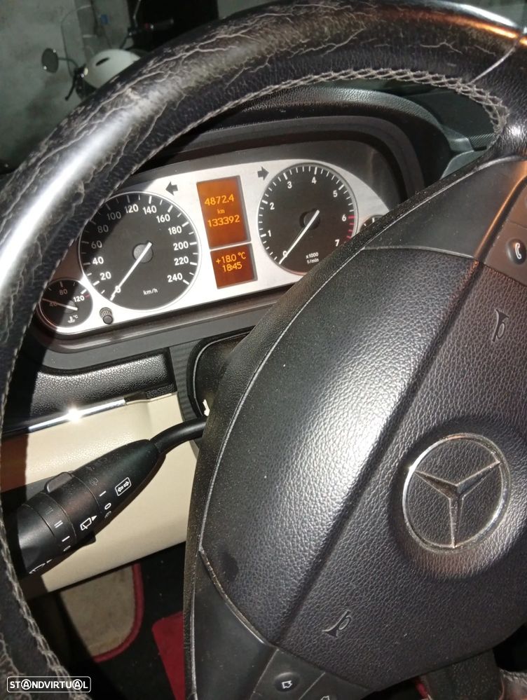 Mercedes-Benz B 200 Turbo - 3