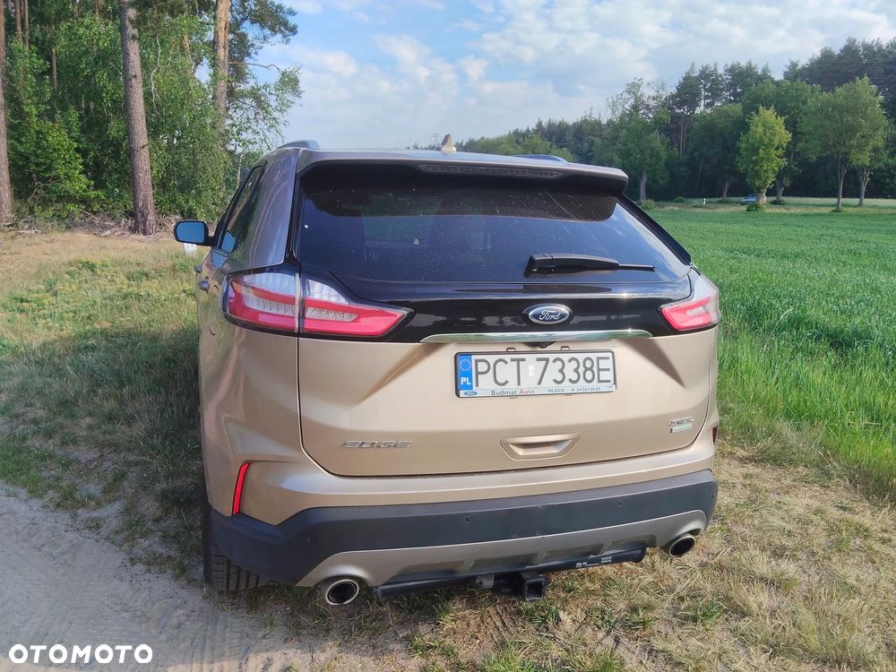 Ford Edge - 4