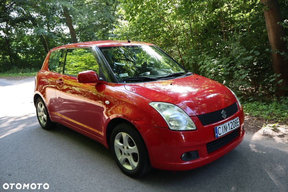 Suzuki Swift 1.3 GC - 22