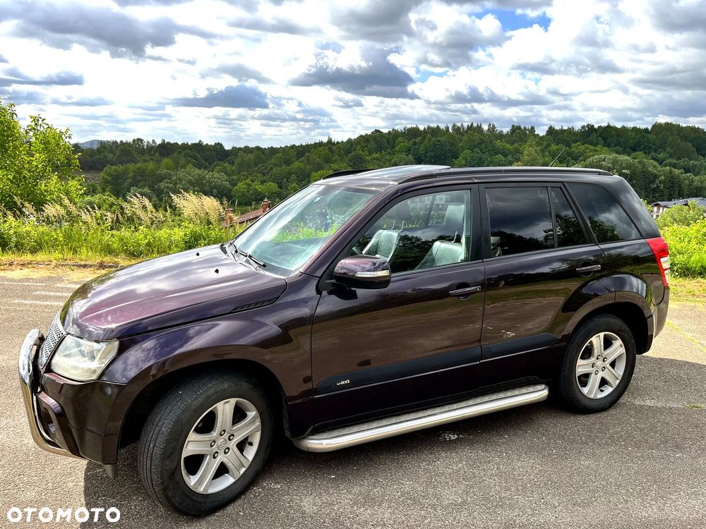 Suzuki Grand Vitara 2.4 De Luxe - 10