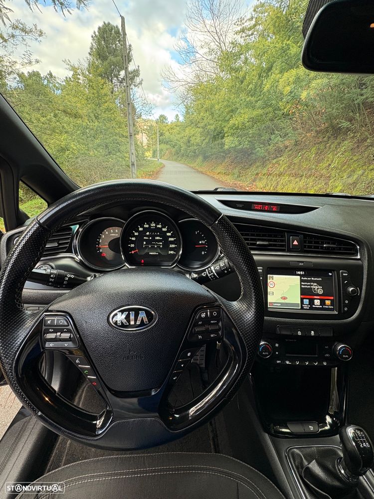 Kia Ceed 1.6 CRDi GT Line - 9