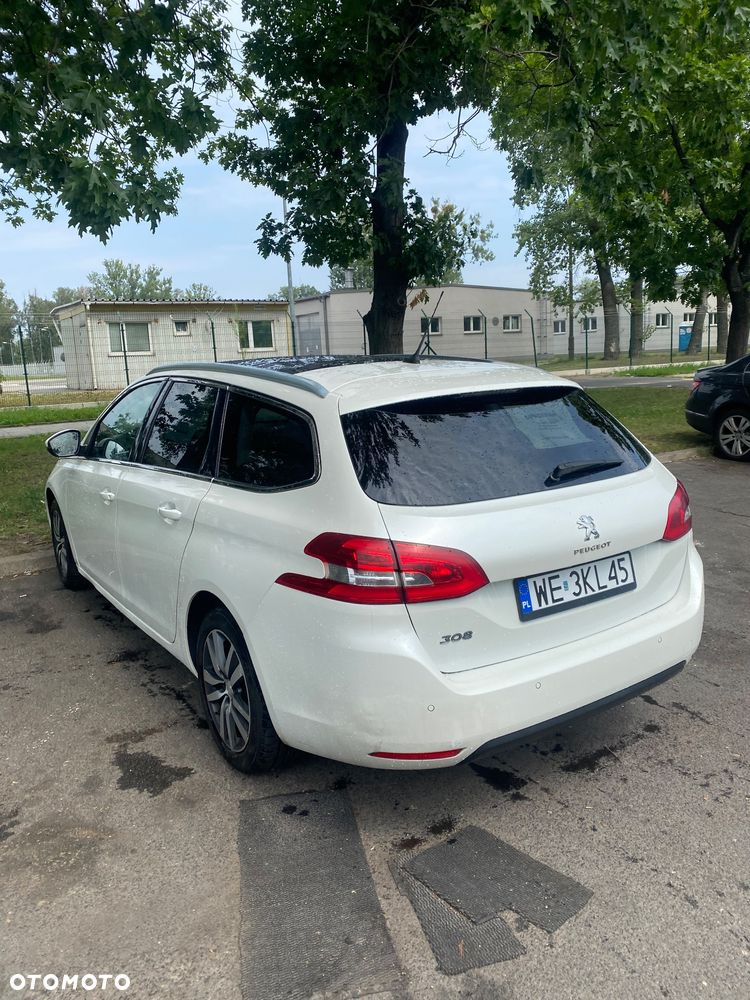 Peugeot 308 1.5 BlueHDi Allure S&S - 8