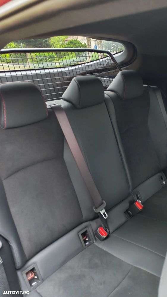 Toyota C-HR 2.0 GR SPORT - 16