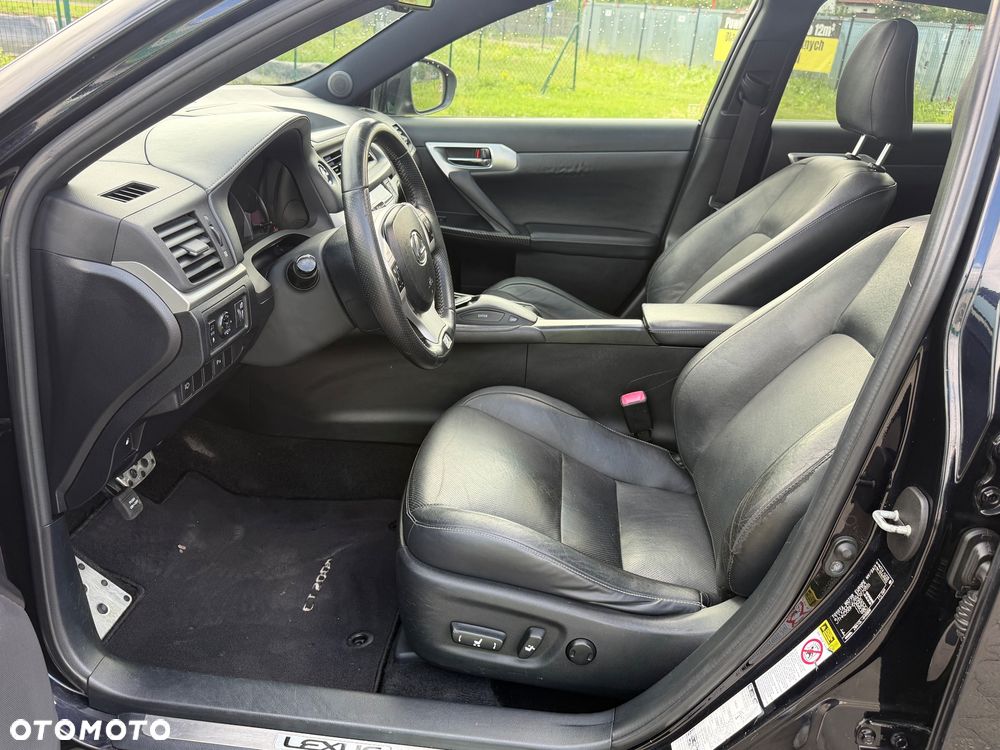Lexus CT 200h F Sport - 9