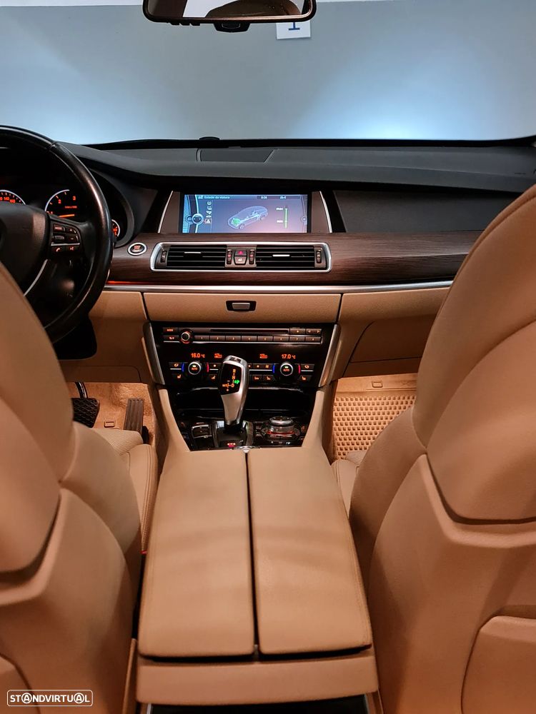 BMW 535 Gran Turismo d Pack M - 24