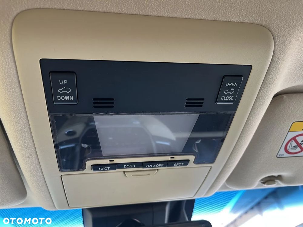 Toyota Land Cruiser LC 4.6 Prestige - 21