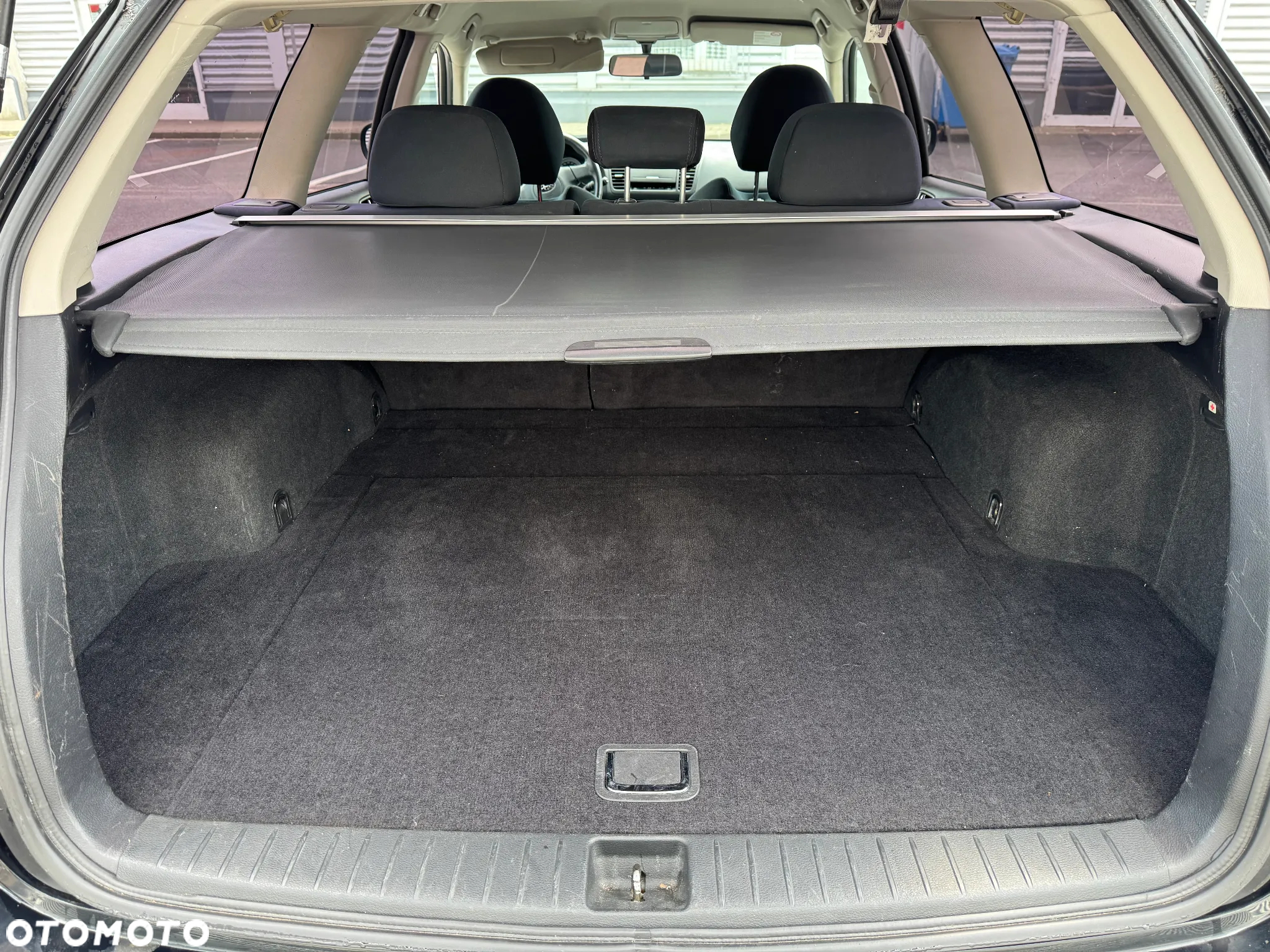 Subaru Legacy - 10