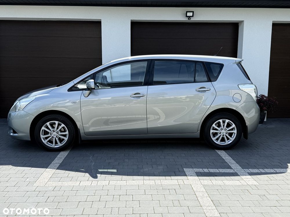 Toyota Verso 1.8 Edition - 3