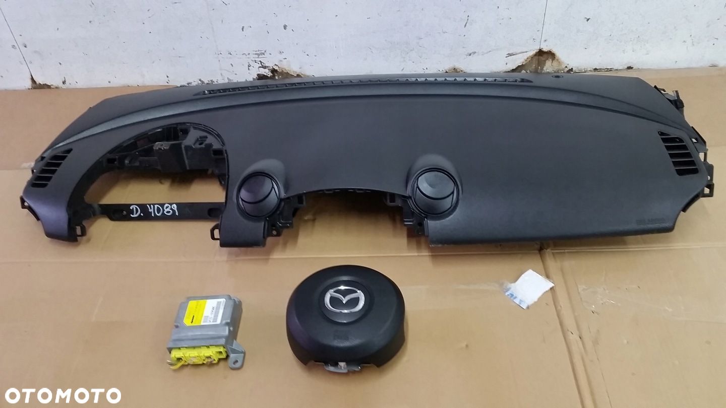 MAZDA 2 07-14 DESKA ROZDZIELCZA AIRBAG - 1