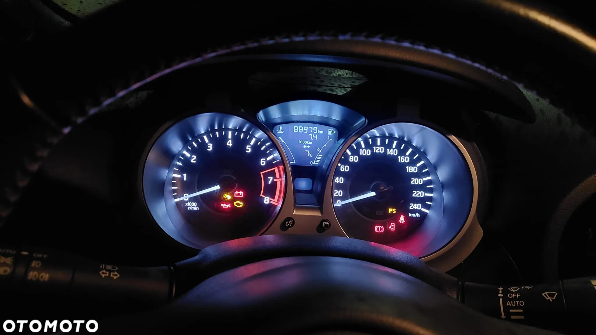 Nissan Juke - 10