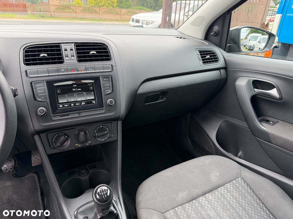 Volkswagen Polo 1.4 TDI Comfortline - 18