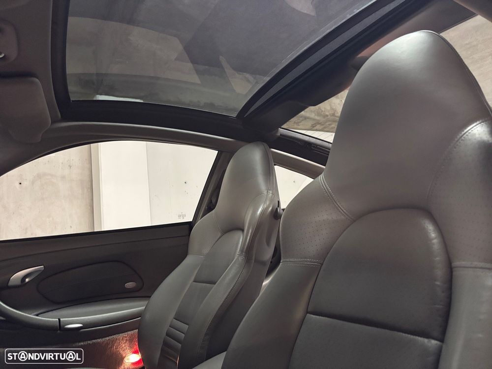 Porsche 911 (996) - 8