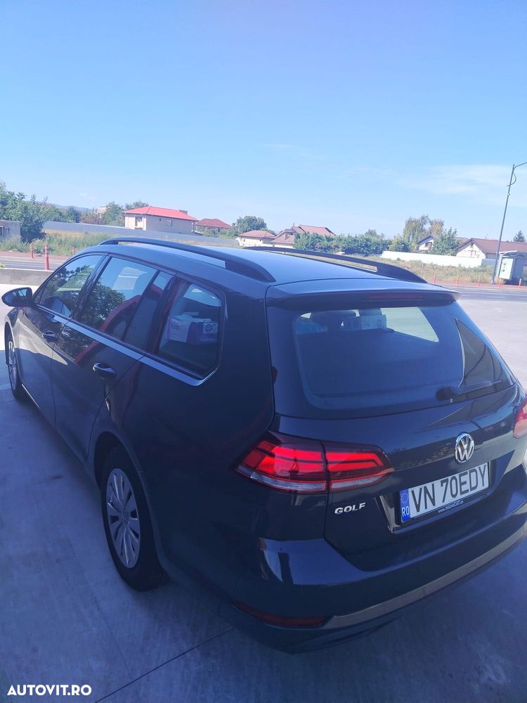 Volkswagen Golf - 3