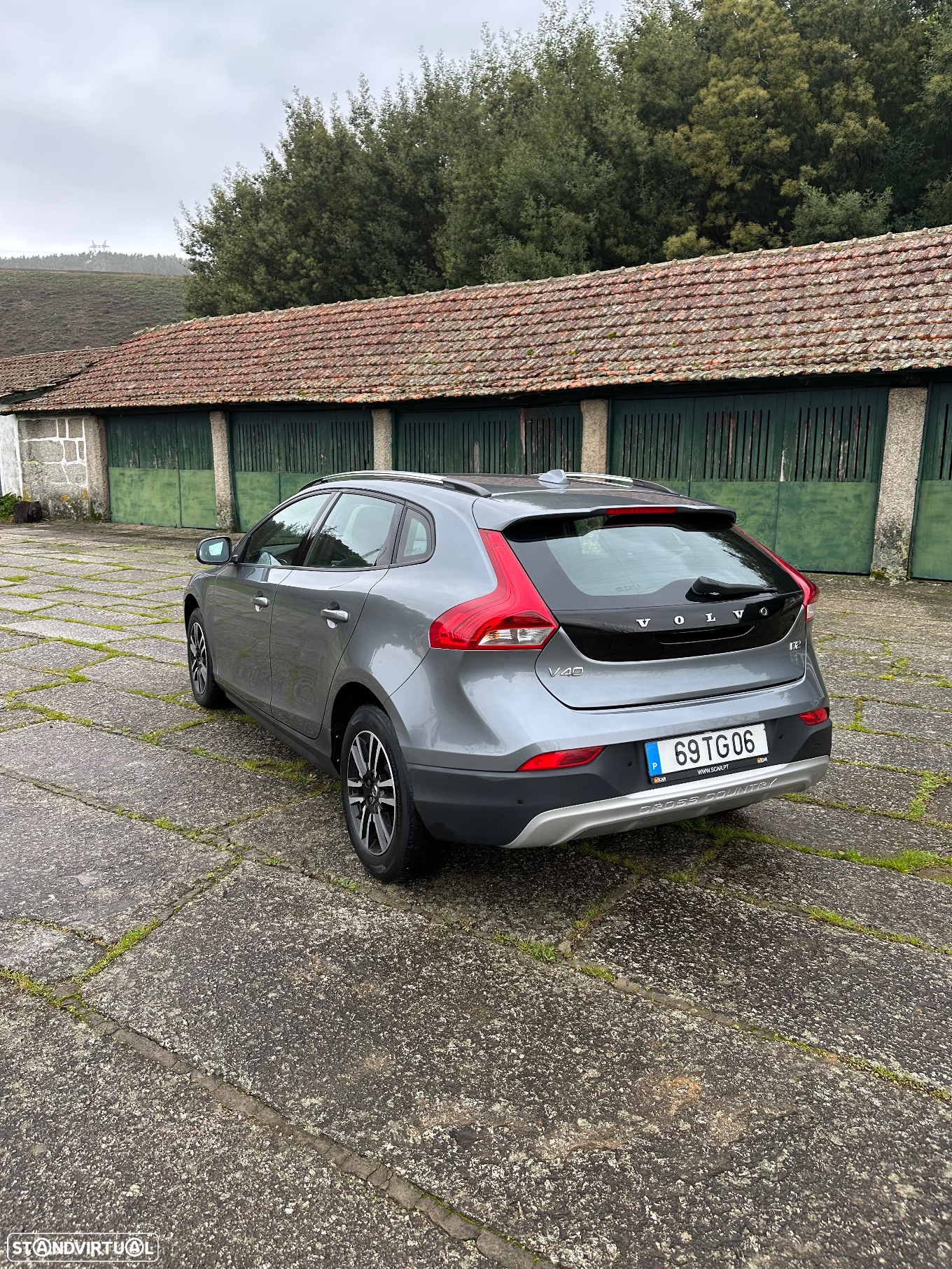Volvo V40 Cross Country 2.0 D2 Momentum - 5