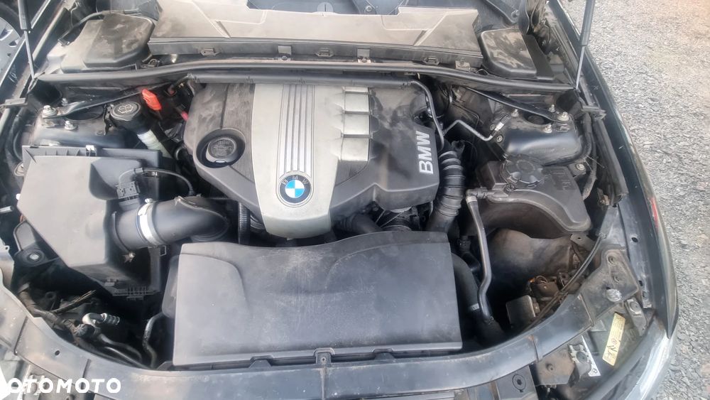 BMW Seria 3 318d DPF Edition Lifestyle - 14