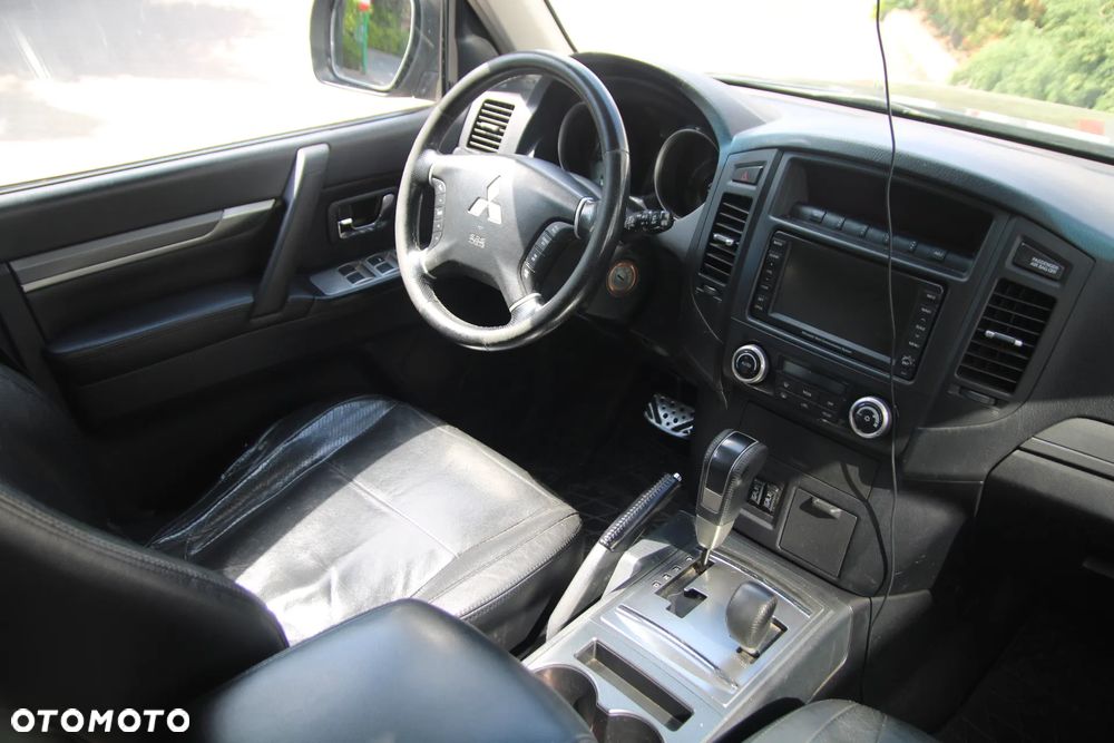 Mitsubishi Pajero 3.2 DID Intense - 16