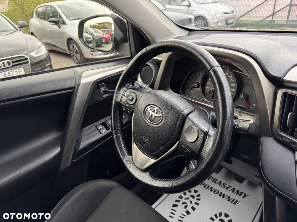 Toyota RAV4 2.0 D-4D Premium - 30