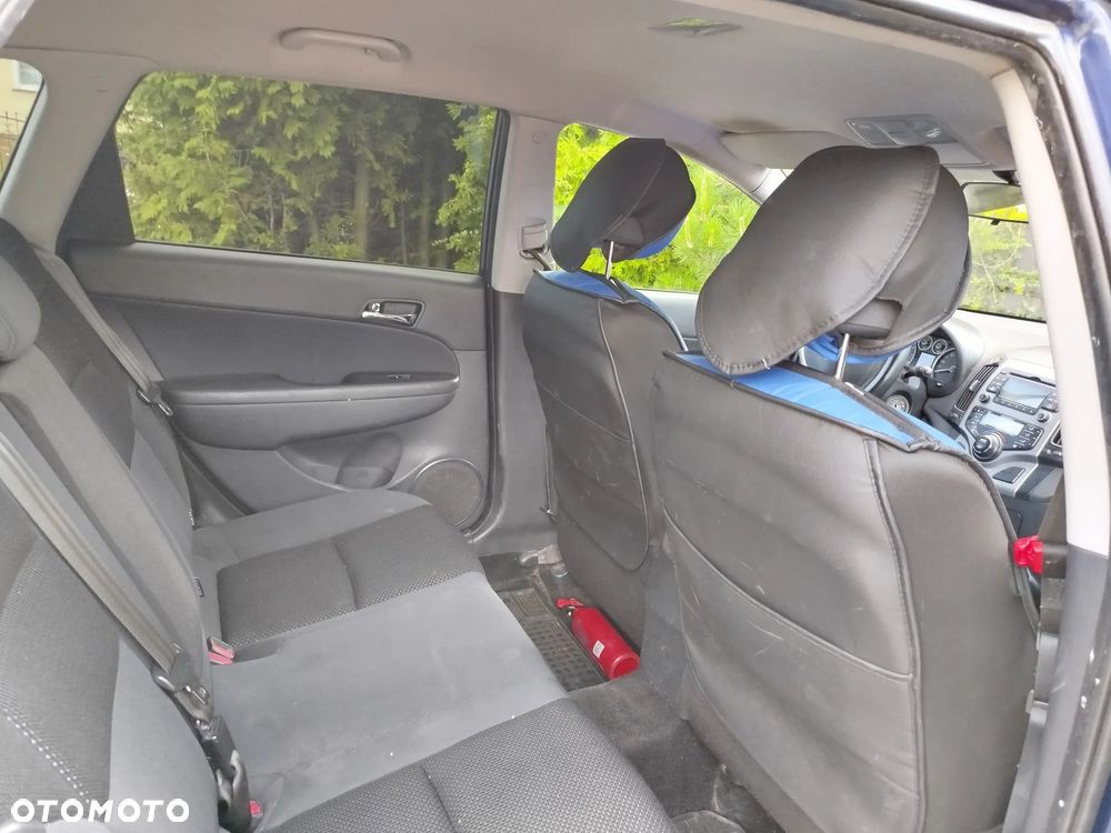 Hyundai i30 1.6 Comfort - 29
