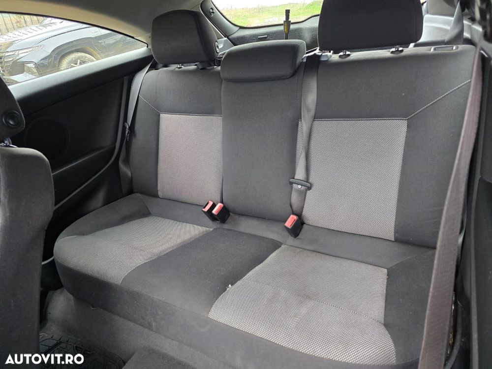 Opel Astra 1.9 CDTI Enjoy - 5