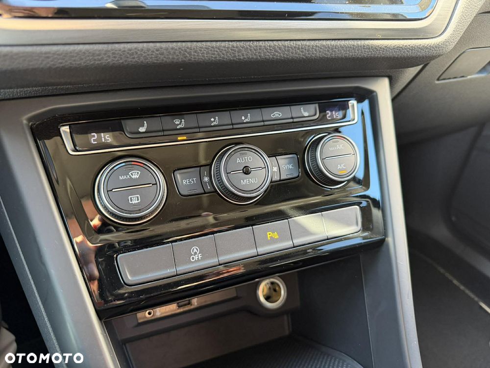 Volkswagen Touran 1.6 TDI BMT SCR Comfortline - 19