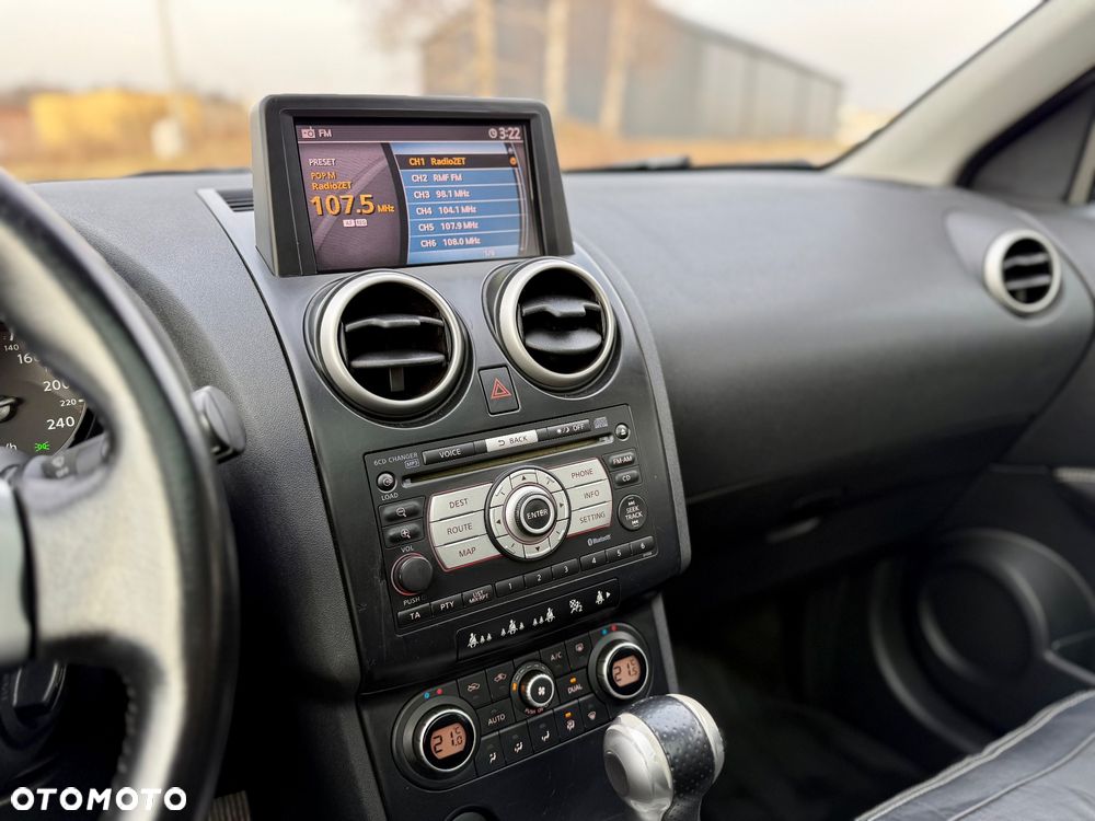 Nissan Qashqai 2.0 CVT tekna - 29
