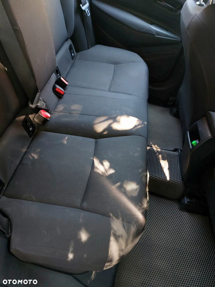Toyota Corolla - 9