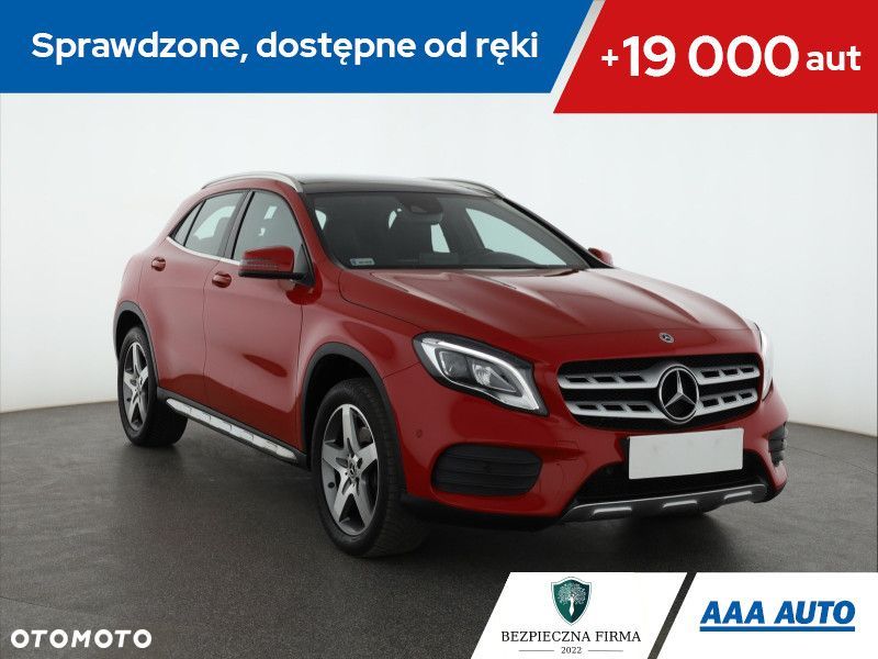 Mercedes-Benz GLA - 1