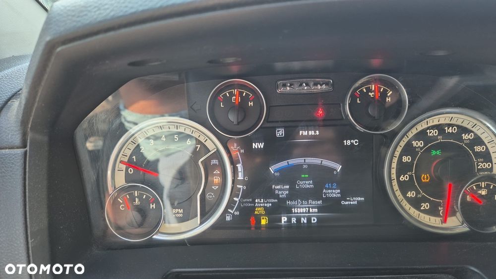 Dodge RAM 1500 5.7 4x4 - 12