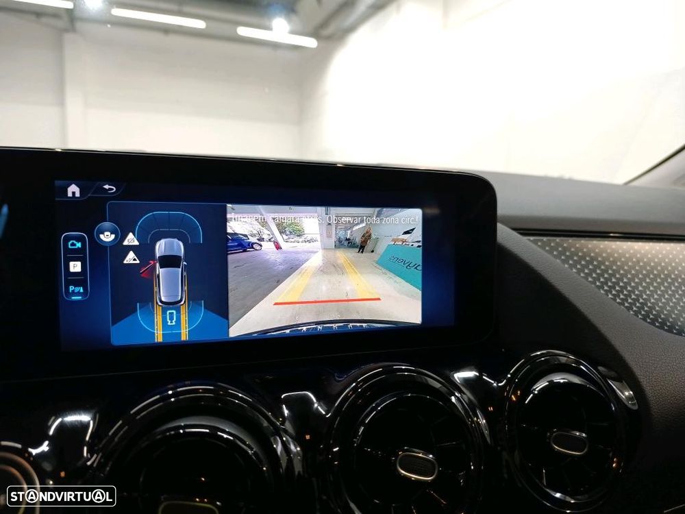 Mercedes-Benz GLA 250 e - 9