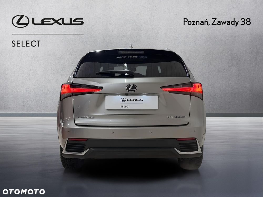 Lexus NX 300h Comfort AWD - 7