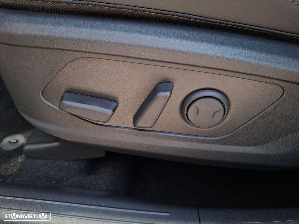 Hyundai Tucson 1.6 T-GDI HEV Vanguard - 26