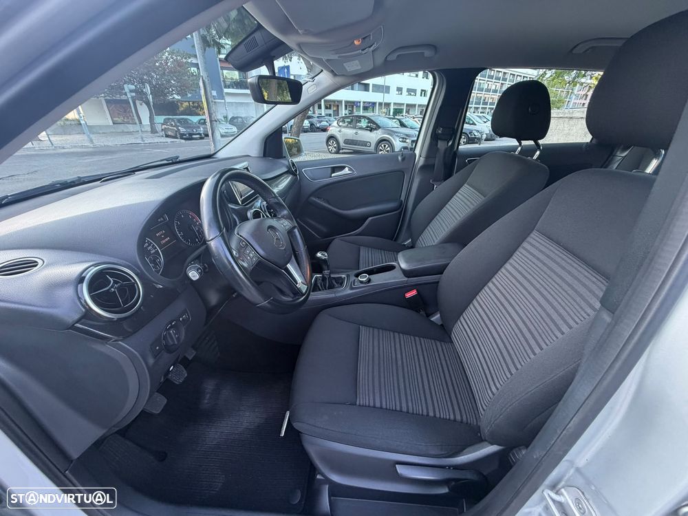 Mercedes-Benz B 180 CDI BlueEFFICIENCY - 26